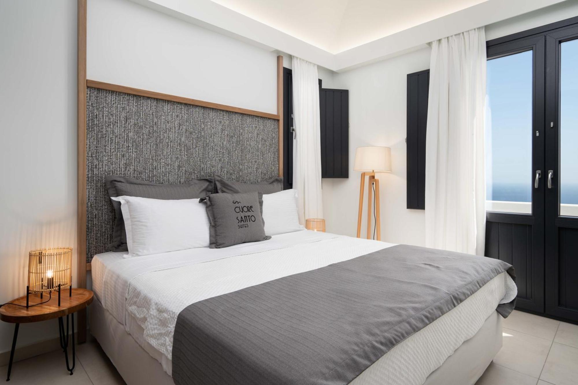 Cuore Santo Suites Fíra Szoba fotó