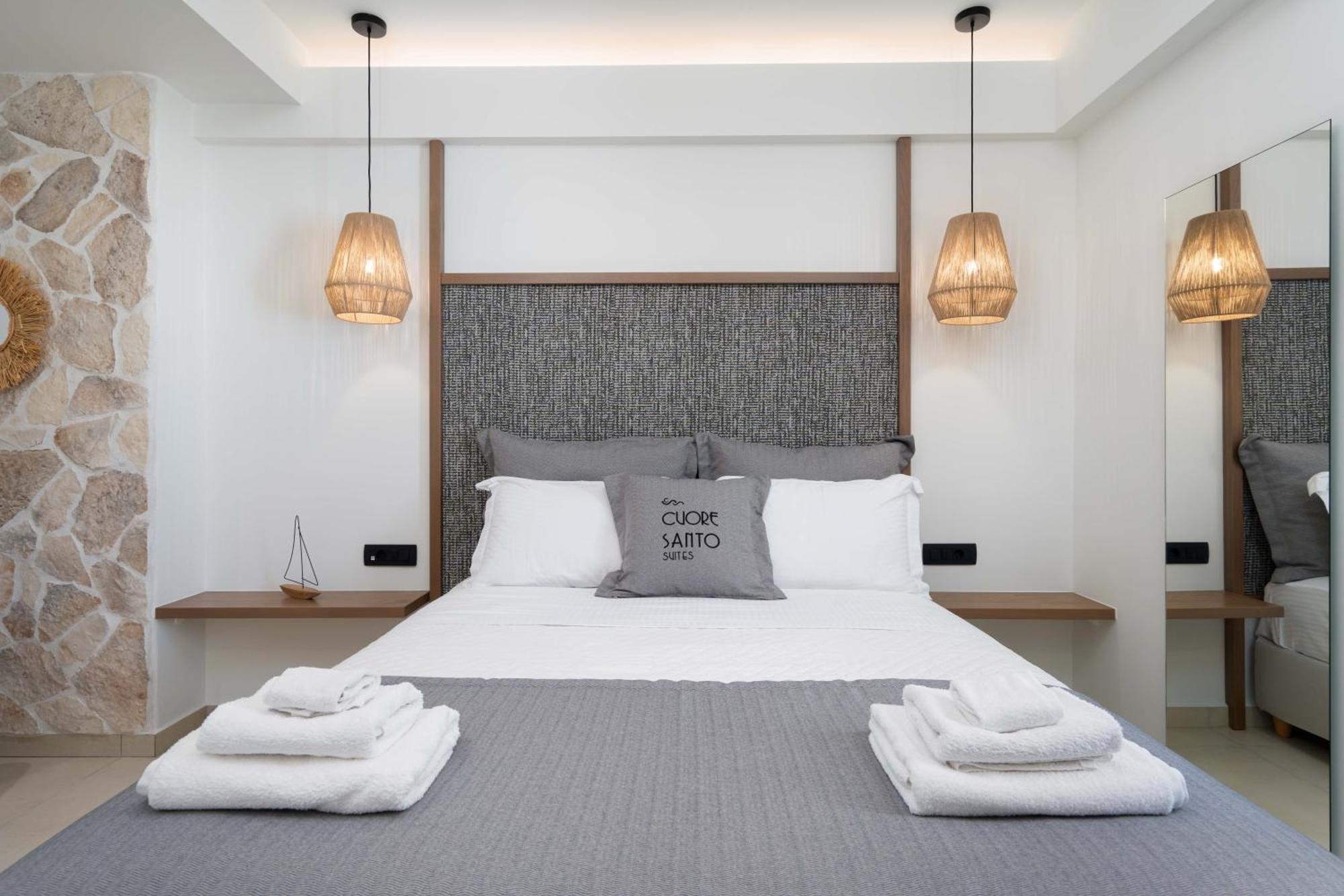 Cuore Santo Suites Fíra Szoba fotó