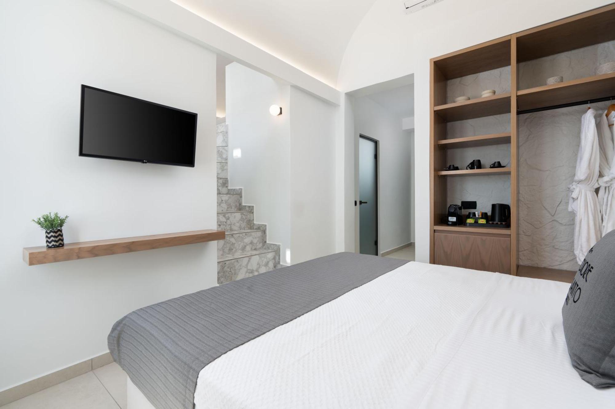Cuore Santo Suites Fíra Szoba fotó